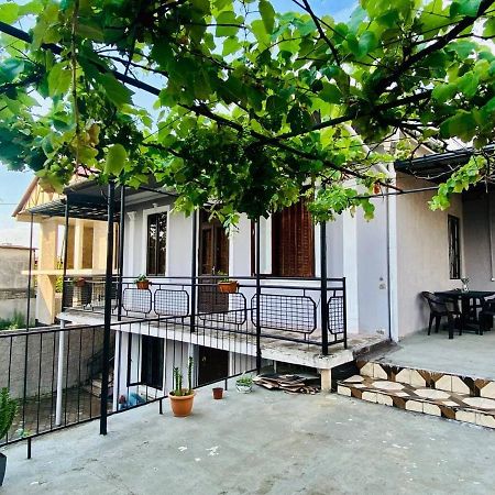 Naziti House Hotel Batumi Exterior photo